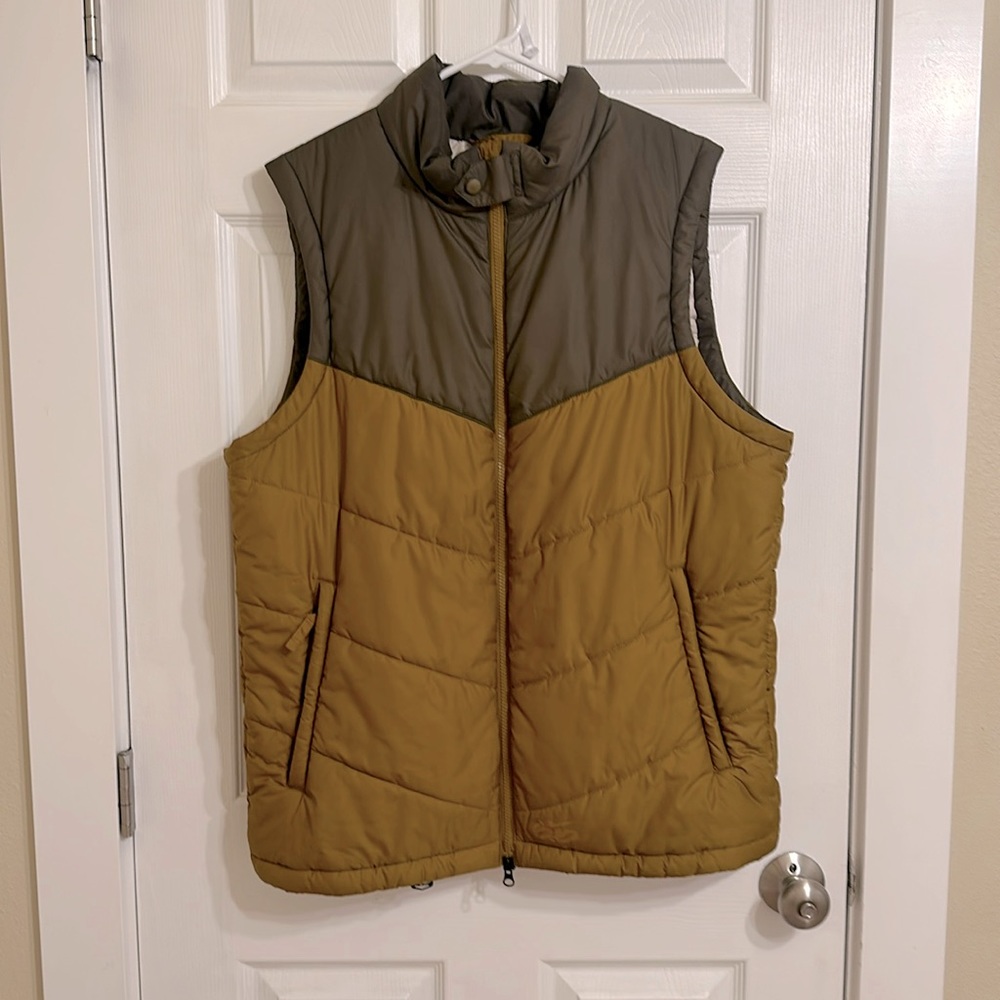 Nike 6.0 Swoosh Gold & Brown Insulated Quilted Puffer Vest